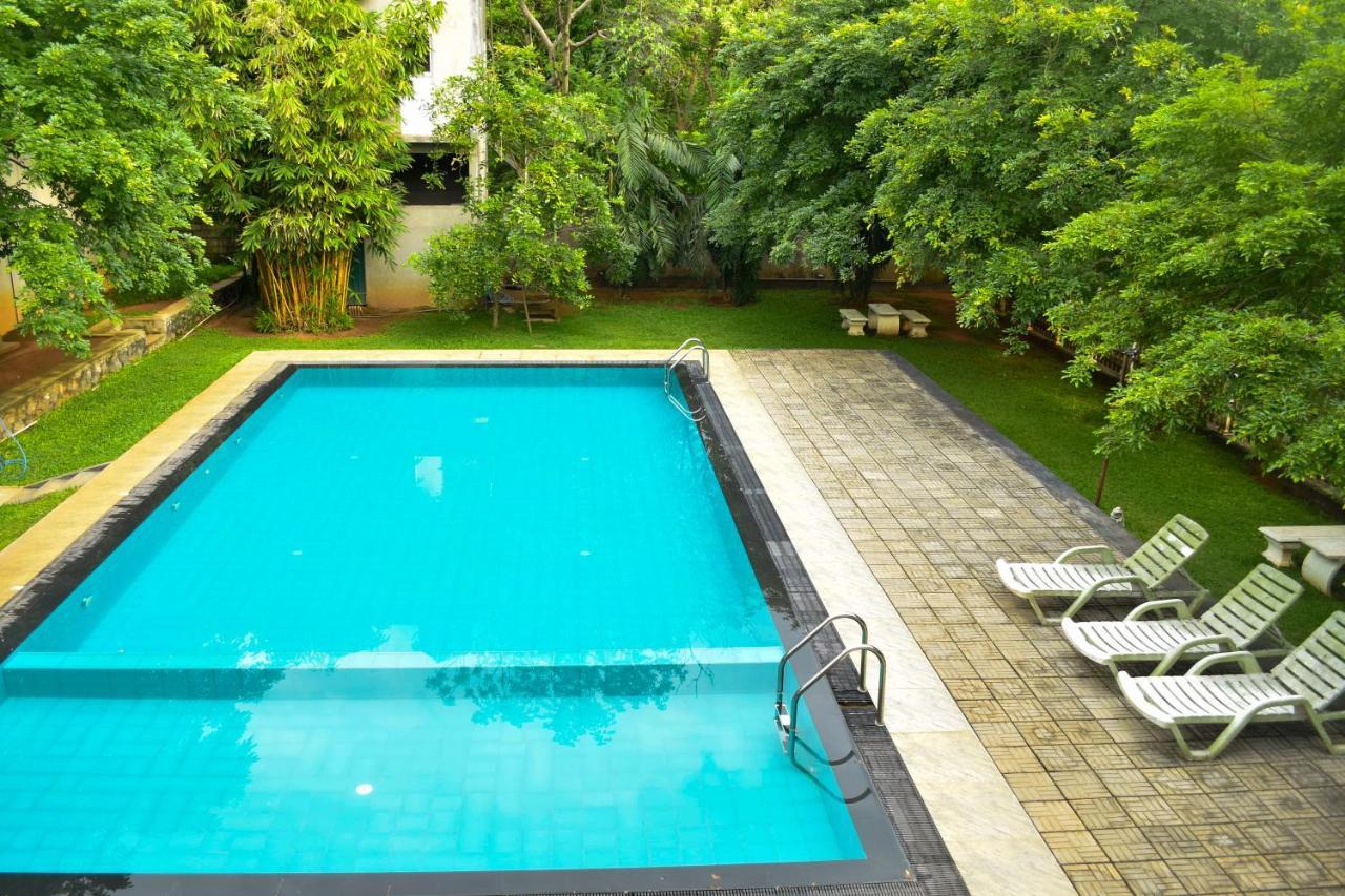 Pivisuma Lodge Dambulla Esterno foto