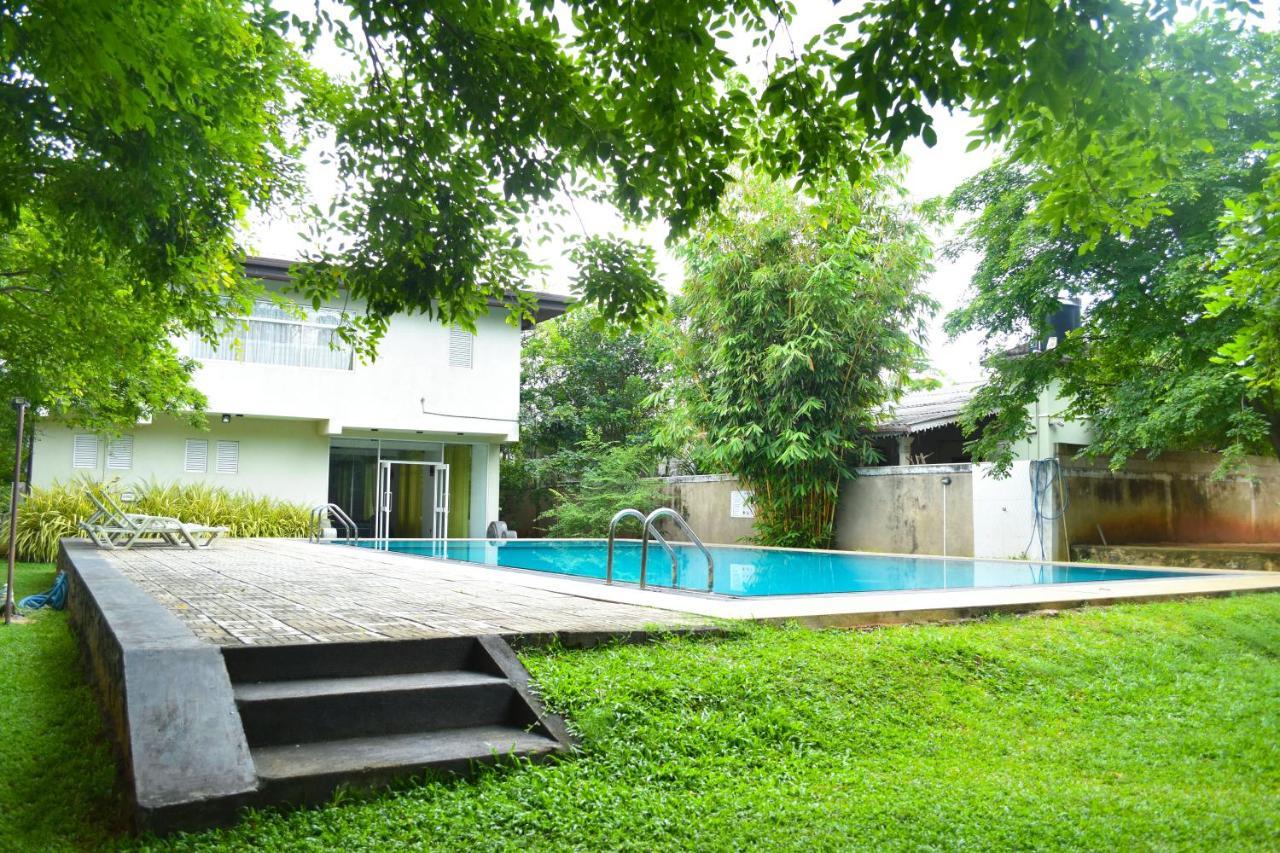 Pivisuma Lodge Dambulla Esterno foto