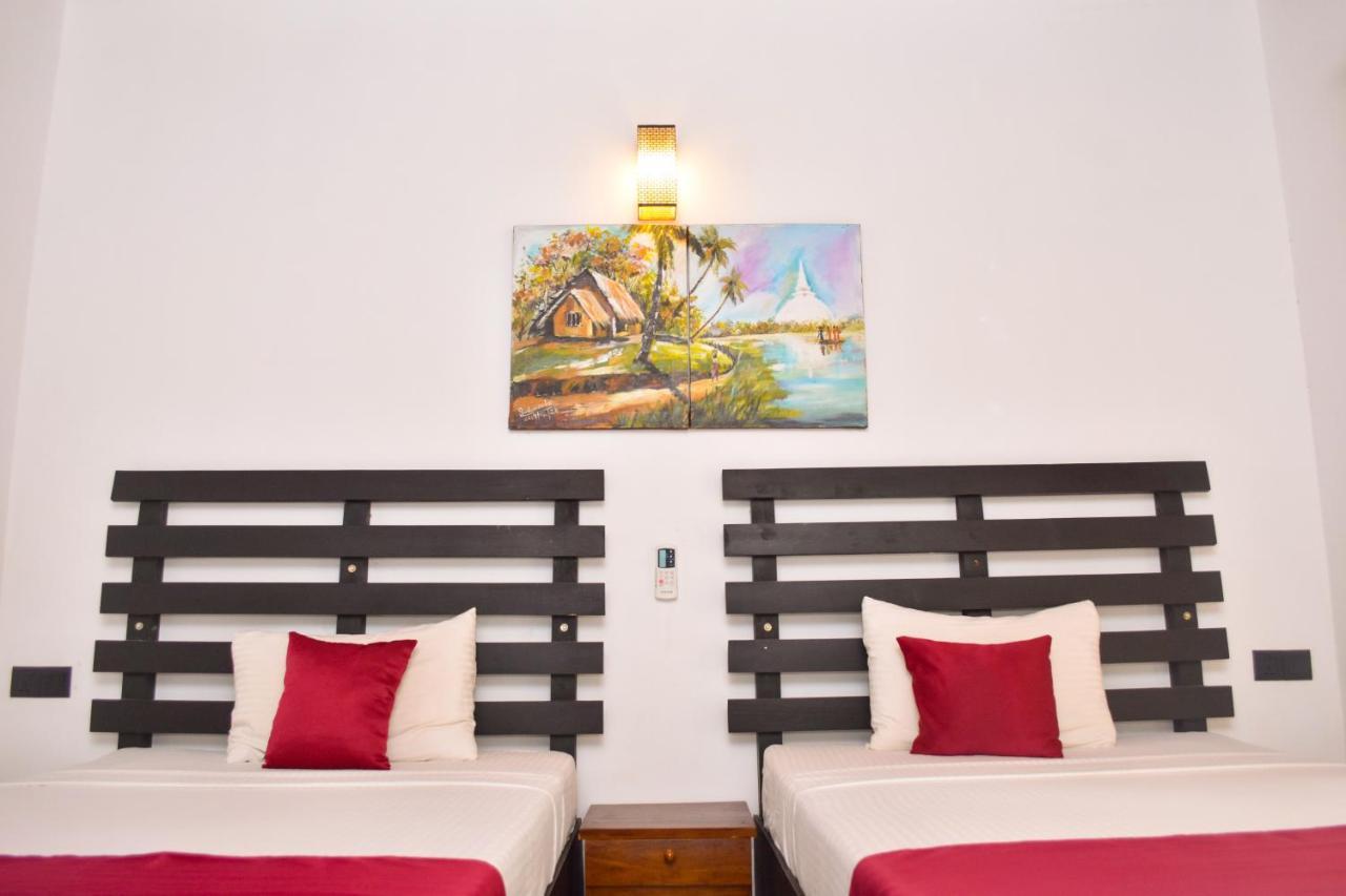 Pivisuma Lodge Dambulla Esterno foto
