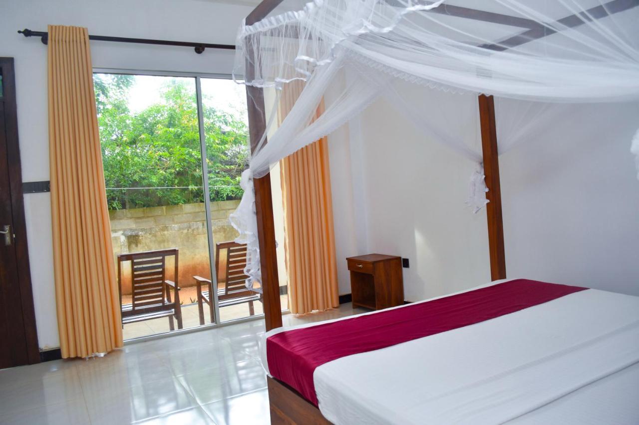 Pivisuma Lodge Dambulla Esterno foto